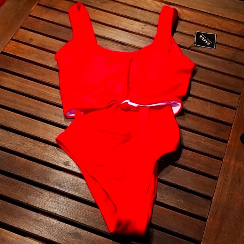 NWT Zaful one piece, Small
